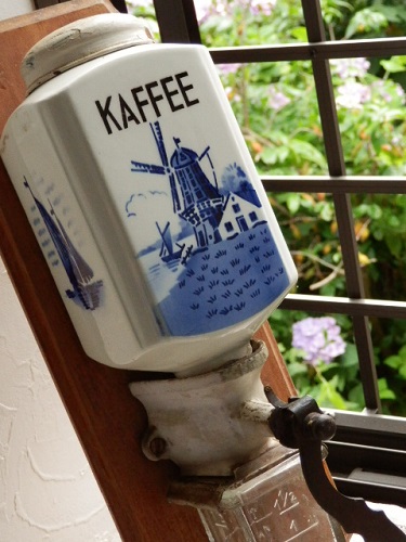 画像1: 壁掛けコーヒーミル　（KAFFEE)♪